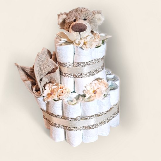Luiertaart bruin neutraal │ Happy Horse Beer Bella │ Pampers maat 2 │ Spuugdoekje perfect kraamcadeau van Little Dutch