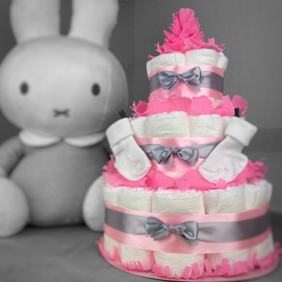 Luiertaart meisje 3-laags met 45 A-merk pampers en XL kaart - kraamcadeau - babyshower van Luiertaart