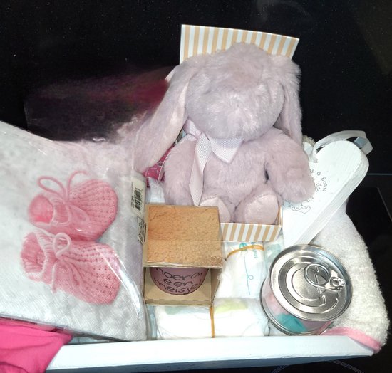 Luiertaart/Babygeschenkset geboorte meisje van Luiertaart