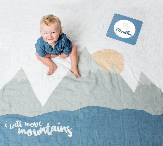 Lulujo Baby's First Year - swaddle & cards - I will move mountains van Merkloos