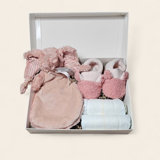Luxe kraamcadeau meisje – met luiers, Apollo slofjes en Olifant Emily roze van Merkloos