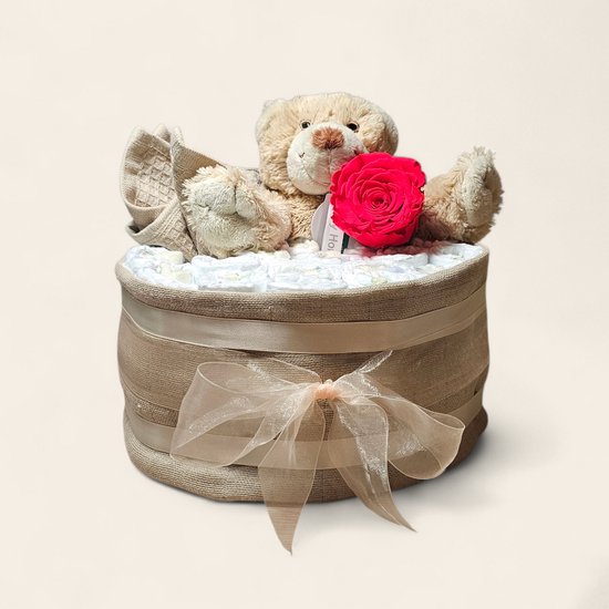 Luxe Luiertaart 1-Laags met Premium Pampers, Longlife Roos, Hydrofiele Doek, Spuugdoekje en Superzacht Beertje: Het Perfecte Kraamcadeau van Merkloos