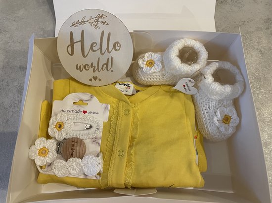Maminobaby.nl baby geschenkset meisjes | Tweety | Kraamcadeu | Babyshower van Merkloos