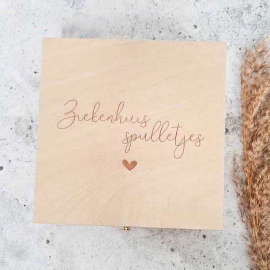 Mijn ziekenhuisspulletjes - bewaarkist ziekenhuis - Cadeau - Kraamcadeau - baby - kind - zwanger - cadeau - kado - gift- herinnering van Perfect Day