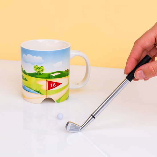 MikaMax Golf Mok met Golfstick Pen en Golfballetje - Beker - Mok - Golf Accessoires - 400 Gram van MikaMax