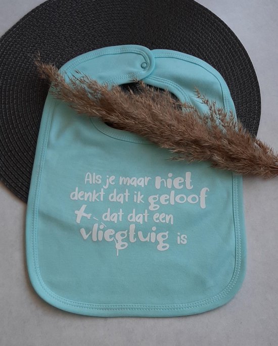 Mint11 - Slabbetje mint  - Tekst vliegtuig - Kraamcadeau - kraamkado - bibs - slab - slabber - babyshowergift - slab met tekst van Mi