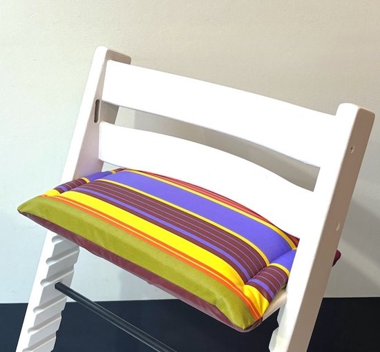 Multi Stripe zitkussen voor de stokke tripp trapp kinderstoel- strepen-bordeaux-gecoat-liefleukenhip van Lief Leuk & Hip