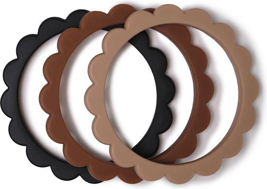 Mushie Flower bijtring armband Black van Mushie