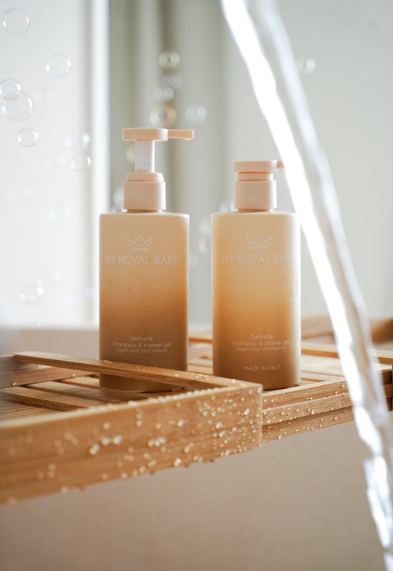 My Royal Baby® Delicate 2-in-1 Shampoo & Shower Gel van Merkloos