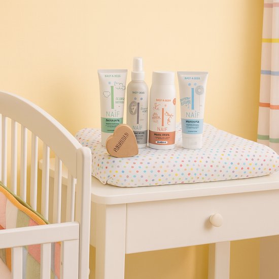 Naif Baby Cadeauset Verzorging & Bewaardoosje voor tanden - Luxe Verzorgingsset - Wellness Giftbox - Verwen Cadeaupakket voor Baby's van Merkloos