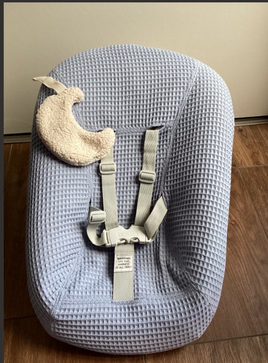 Newborn Hoes - Tripp Trapp geschikt voor Stokke Tripp Trapp Newborn Set - Perfecte Pasvorm - Beschermt je Stoel - Waterafstotende Voering - Makkelijk Wasbaar - Zacht Katoen - Licht blauw Wafelstof - handmate van Baby's Only