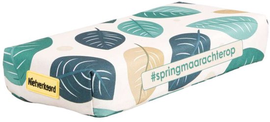 Nietverkeerd zitkussen vegan print van Nietverkeerd.