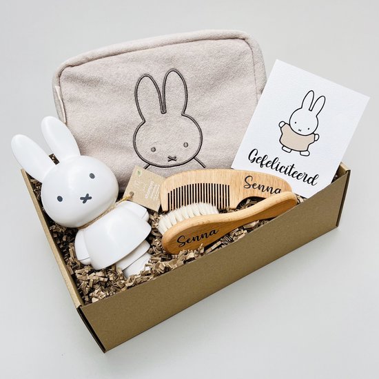 Nijntje baby cadeaupakket – persoonlijk kraamcadeau met naam - baby geschenkset - Gepersonaliseerd kraamcadeau - Origineel baby cadeau - Babyshower cadeau - Babyverzorging set van Merkloos