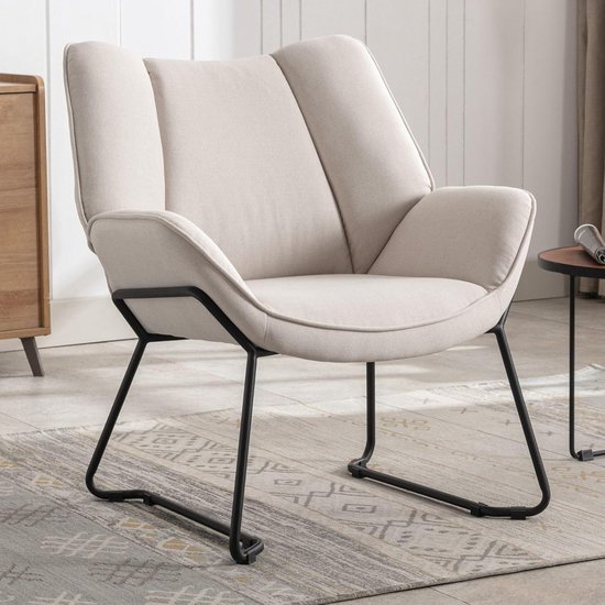 Nordica Lounge Oorfauteuil Beige 71,5 cm met Linnen Bekleding en Zwarte Metalen Poten – Moderne Leesstoel en Relaxfauteuil voor Woonkamer, Slaapkamer en Kantoor