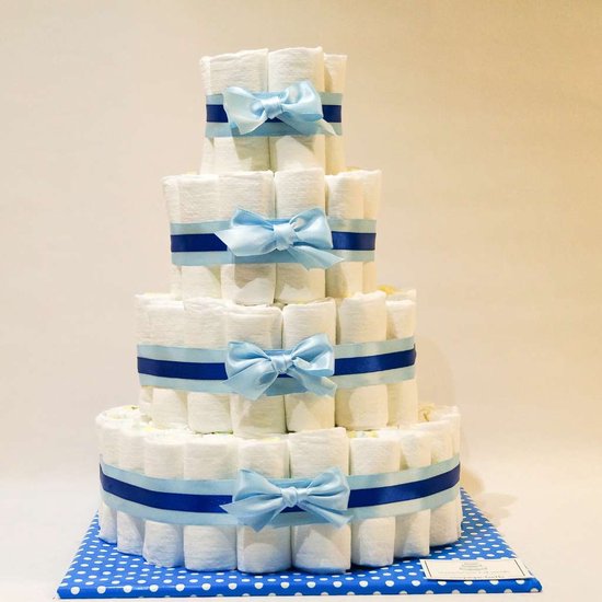 Pampertaart - luiertaart - jongen - 4 laags basis - blauw - 104 luiers maat 3 van Pampertaart.