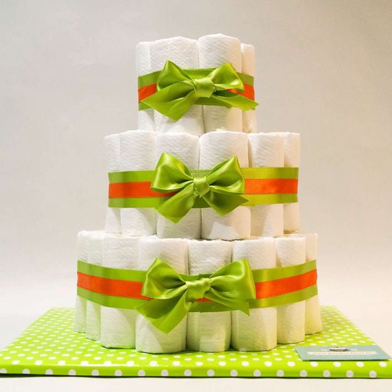 Pampertaart - luiertaart - neutraal - 3 laags basis - groen - 54 luiers maat 3 van Pampertaart.