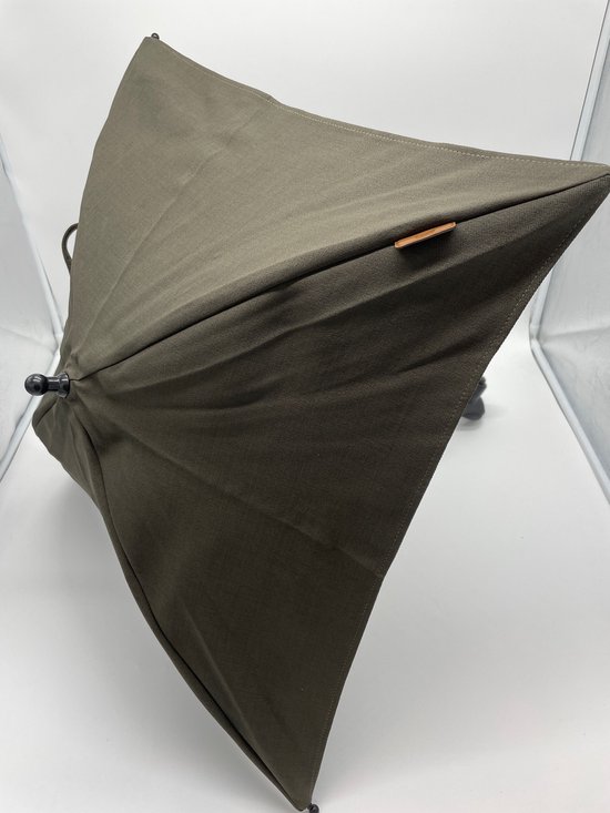 Parasol Mutsy Nio Adventure Leaf Green van Mutsy