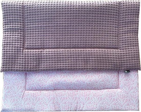 Popjes & Zo groot speelkleed 135 x 100 cm oud roze wafelstof - wafelstof en printje kraaltjesketting van POP