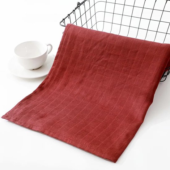 Pretty Panda - XL hydrofiele doek bamboe burgundy pink / roze rood - super zacht en hypo allergeen - ideaal kraamcadeau - handig thuis en onderweg van Merkloos