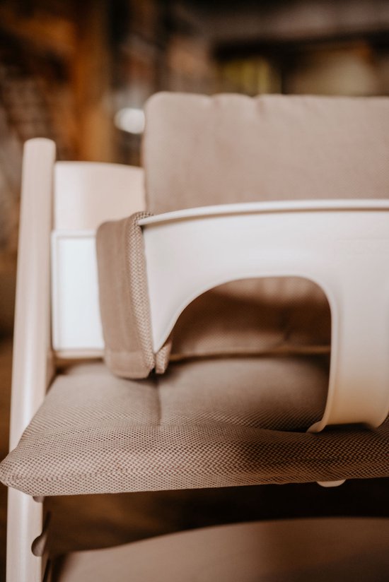 Pure Baby Love - Kussen kinderstoel - zitkussen - Stokke Tripp Trapp - stoelverkleiner - bruin van Pure