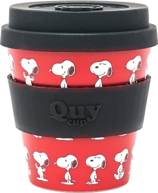Quy Cup 230ml Ecologische Reis Beker met deksel - SNOOPY - Rood - BPA Vrij - Gemaakt van Gerecyclede Pet Flessen met Zwart Siliconen deksel-drinkbeker-reisbeker-koffiemok-mok-cappucino van Quy Cup