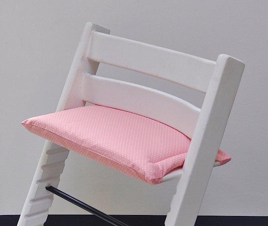 Salmon pink zitkussen voor de stokke tripp trapp kinderstoel- vuilafstotend- meegroeistoel- liefleukenhip van Merkloos