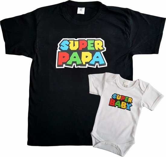 Set t-shirt en romper met "Super papa" en "Super baby" - maat t-shirt XS - maat romper 80 - vaderdag, cadeautje, kraamcadeau, grappig, geschenk, baby, tekst, gamen, games van RetournerMerci