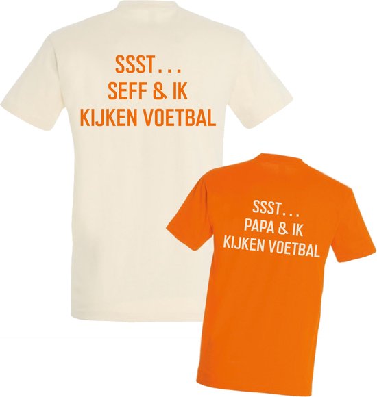 Shirts voor Vader en Kind-Beige-Oranje-Ssst wij kijken voetbal met kindernaam-Heren XL-Kind 134/140