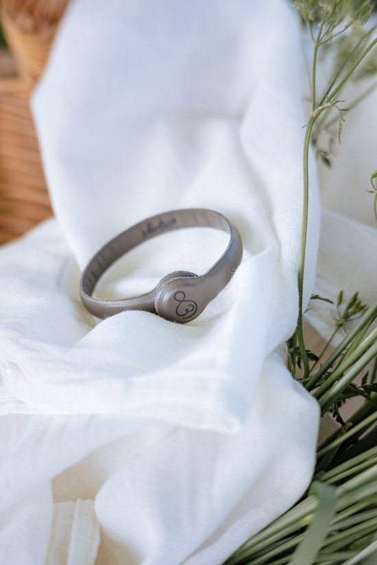 ShirtUP® - Borstvoedingsclip - Borstvoeding - Shirt clip - kleding clip - Magneet clip - Lederen clip - Armband - Magneet band van ShirtUP®