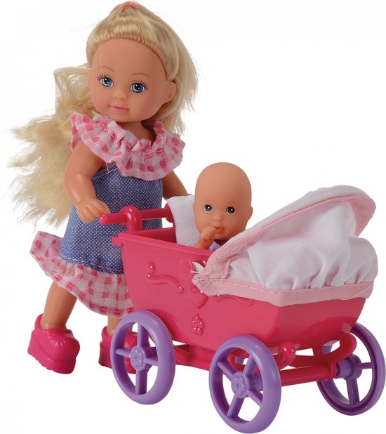 Simba Evi met poppenwagen van Simba