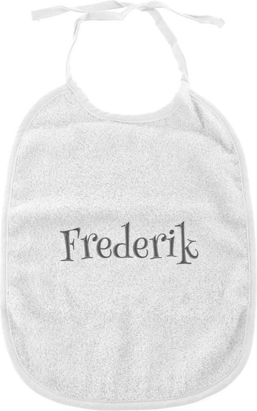 Slabbetje wit met naam | geborduurd | gepersonaliseerd van Hip & Hout.