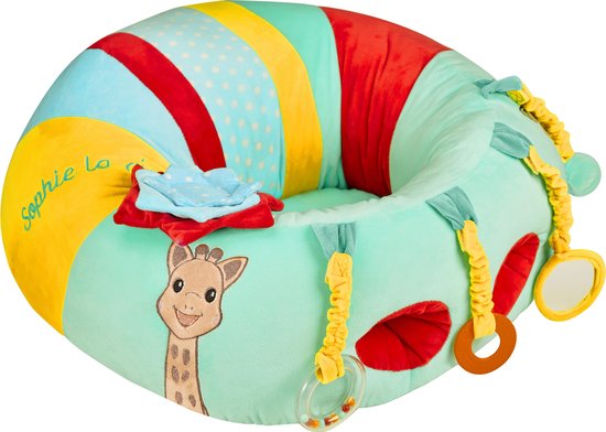 Sophie de giraf Baby Seat & Play - Babystoel met activiteiten - Baby speelgoed - Kraamcadeau - Babyshower cadeau - Vanaf 3 maanden - 27 x 55 x 50 cm - Polyester van Sophie de giraf