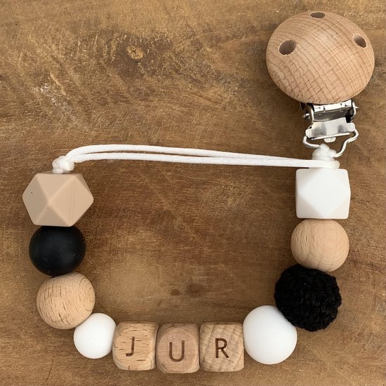 Speenkoord met naam | Gepersonaliseerd | Zwart wit - Hout | Gender neutraal | Kraamcadeau | Baby | Speenclip | Speenketting | Bebbes van Bebbes