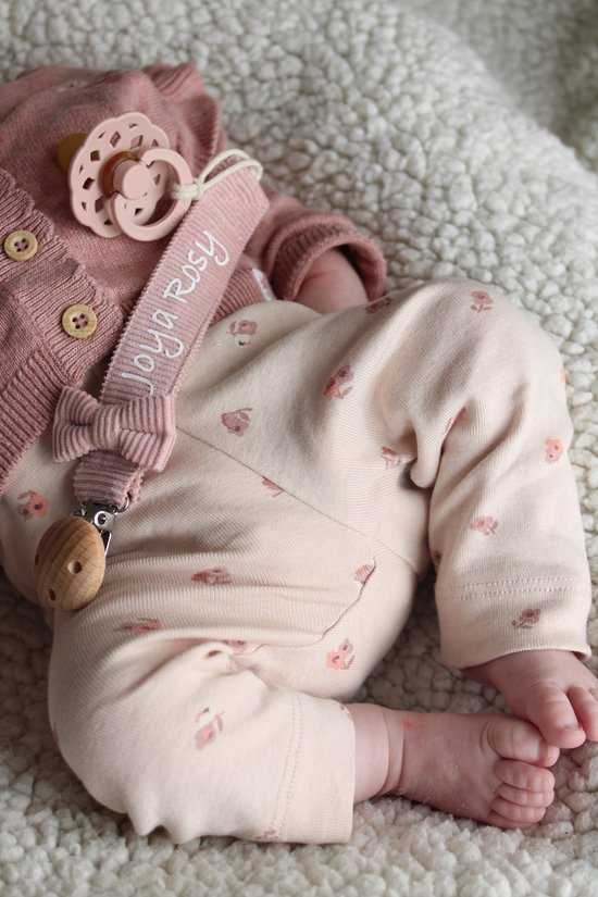 Speenkoord strik met naam - katoen - roze kleur - houten knop - fopspeen - accessoires baby - speenketting - baby - kraamcadeau - rib stof - speenkoord meisje van Little Loopy