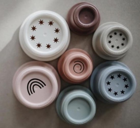 Stapeltoren pastel met naam , babyartikel , kraamafdeling van BamBam