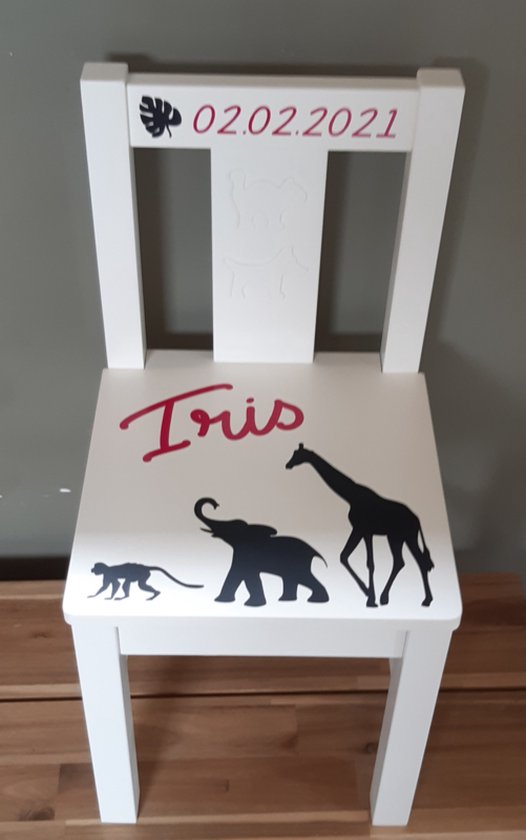 Stoeltje met naam en dieren Afrika meisje van Pim & Pom Factory