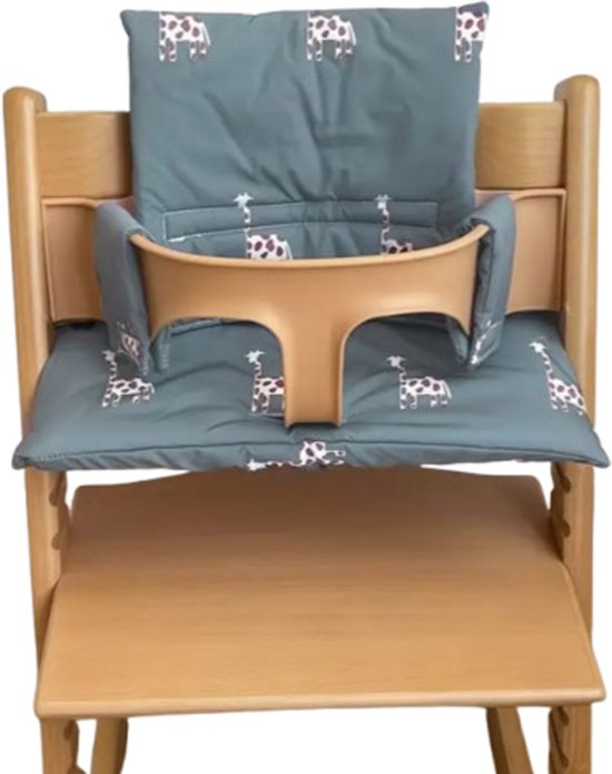 Stoelverkleiner giraffen - kussenset giraf - stoelverkleiner giraffe voor stokke tripp trapp - kinderstoel verkleiner - stoel kussen van Merkloos