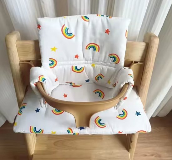 Stoelverkleiner regenboog - kussenset regenboog - stoelverkleiner voor stokke tripp trapp - kinderstoel verkleiner - stoel kussen van Merkloos