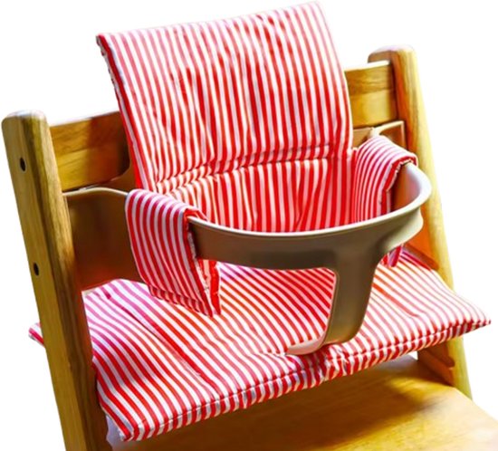 Stoelverkleiner rood gestreept - kussenset rood gestreept - stoelverkleiner voor stokke tripp trapp - kinderstoel verkleiner - stoel kussen van Merkloos