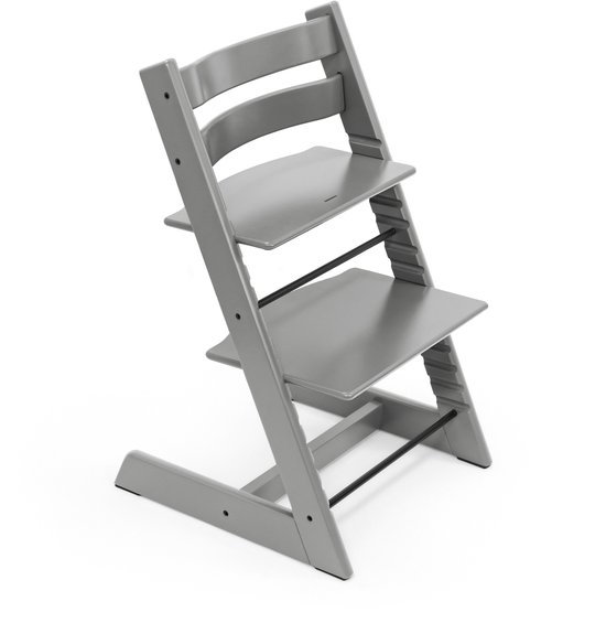 Stokke Bundel Tripp Trapp Storm Grey | Babyet Storm Grey | Newbornset zwart/antractiet | Tray Grey | Kussenset Nordic Grey van Merkloos