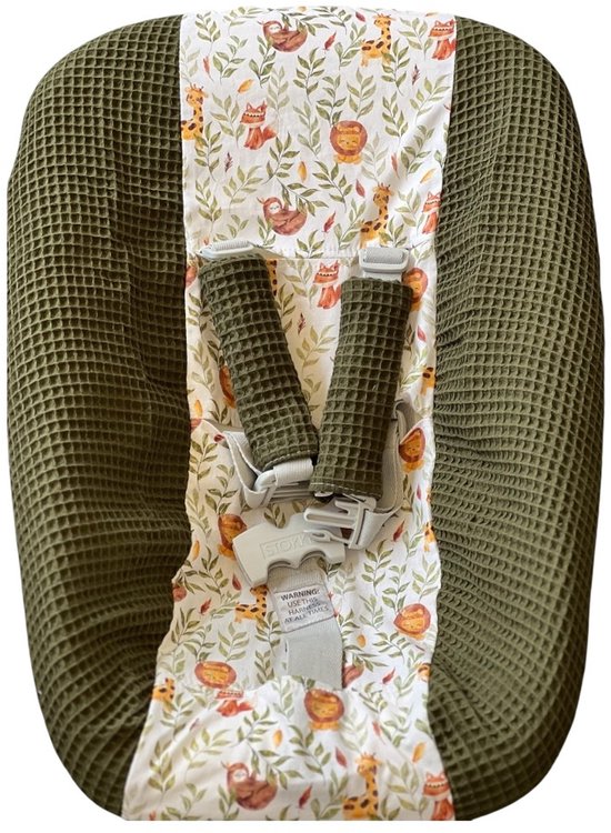 Stokke newborn hoes legergroen jungle diertjes van Stokke