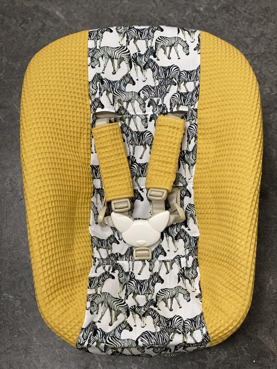 stokke newborn hoes okergeel zebra's van Stokke