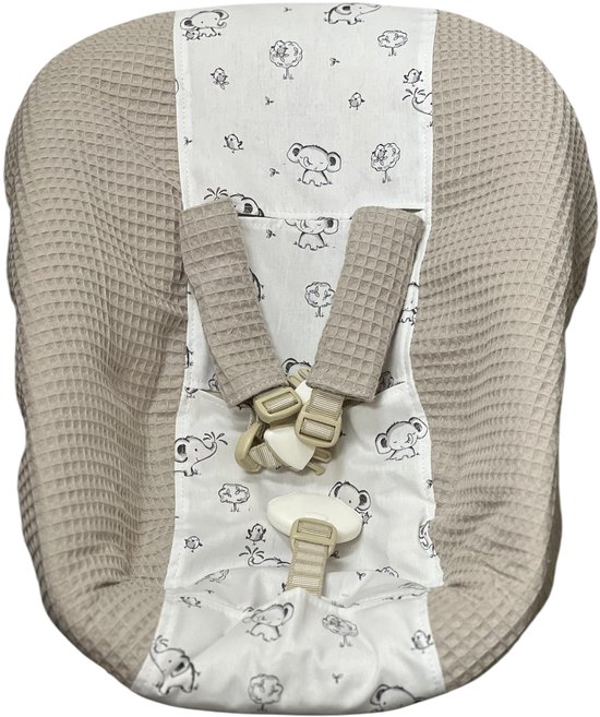 Stokke newborn hoes zand ecru taupe kleur olifantjes van Stokke