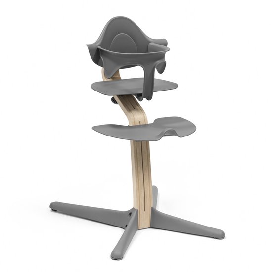 Stokke Nomi stoel met babyset, grijs - Stimuleert actief zitten en biedt ondersteuning als je baby leert zitten - Kan tot 150 kg dragen van Stokke