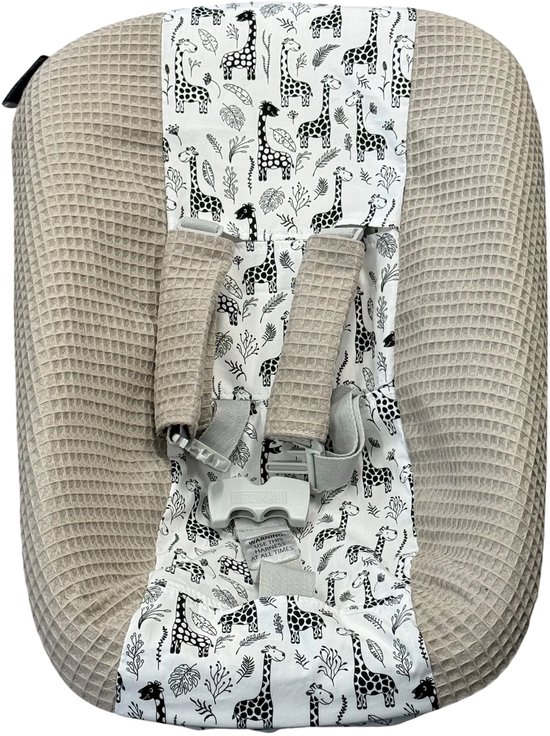 Stokke Tripp Trapp Newborn hoes zand beige giraffen