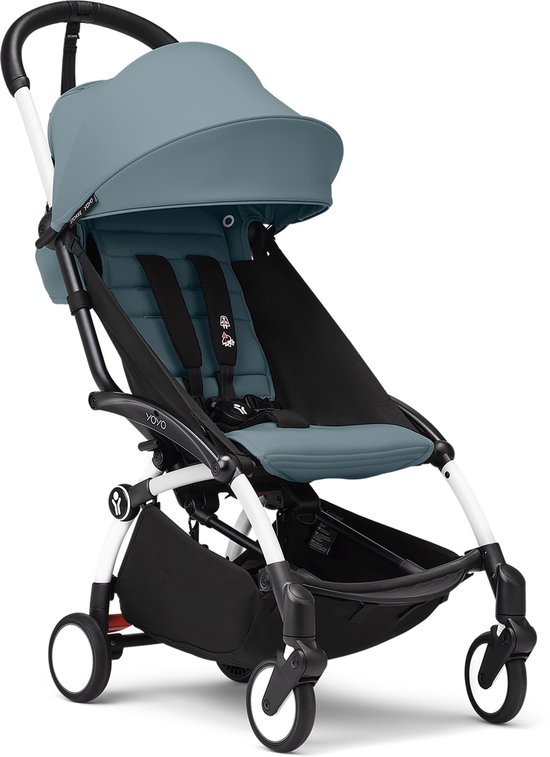 Stokke YOYO3 kinderwagen vanaf 6 maanden - Inclusief wit frame / Aqua zitkussen + luifel - In een handomdraai in- en uitklapbaar - Licht en compact - Past in handbagage van Stokke