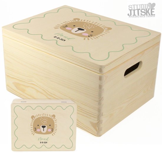 Studio Jitske houten doos met bedrukking van beer met naam en datum van Merkloos