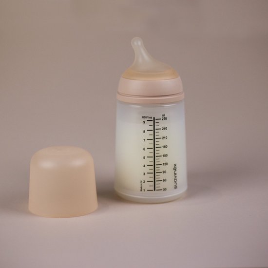 Suavinex Zero.Zero Anti-Colic Medium Flow Zuigfles 270ml SXZBRF050012 van Merkloos