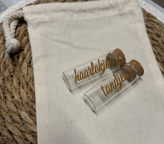 Tandjes | haarlokje | bewaarbuisjes | baby | eerste tandjes, haarlokje |