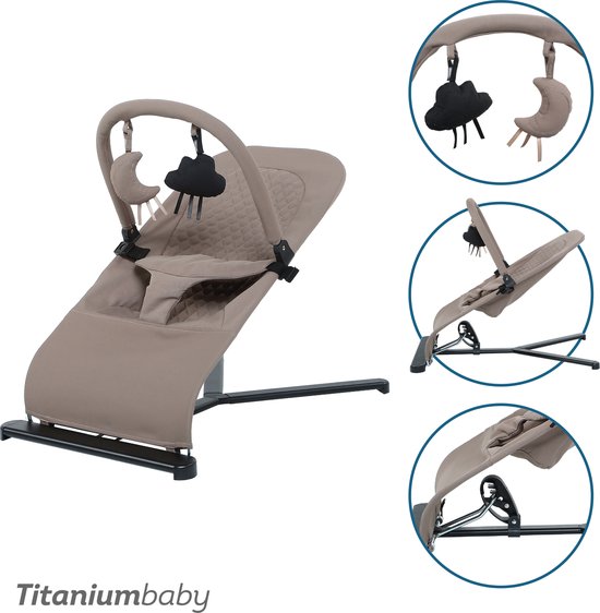 Titaniumbaby Wipstoel SOLID Suzy Lush Taupe inclusief speelboog van Titaniumbaby